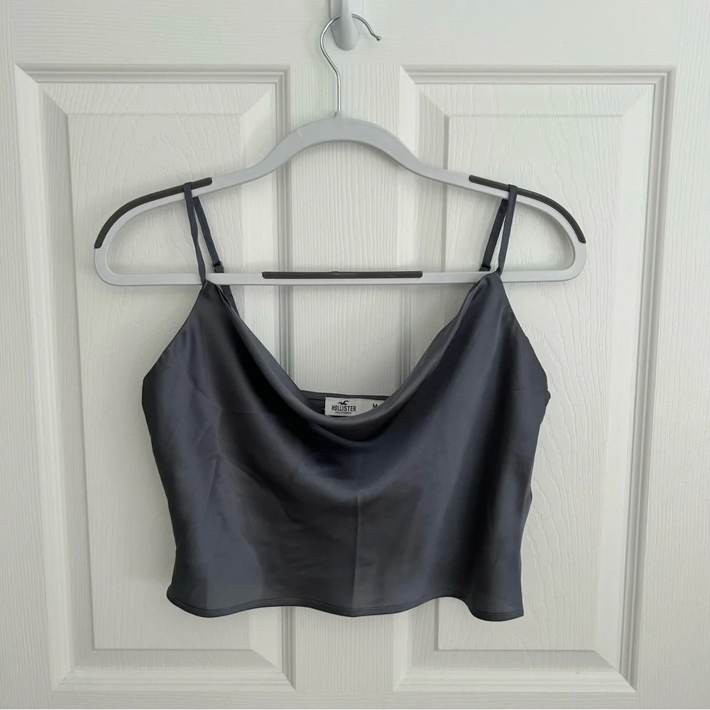 Hollister Cropped Cowl Neck Tank Top - Picture 2 of 4
